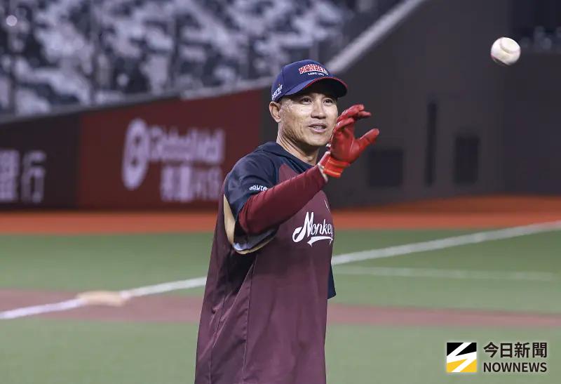 台灣大賽／2010年曾延賽3天！興農遭兄弟橫掃　鄭兆行只想到1個人