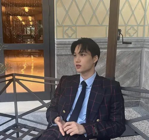 ▲Krystal喜歡有男子氣概的型男，2016年與EXO成員Kai（如圖）交往引發關注。（圖／翻攝自IG@zkdlin）