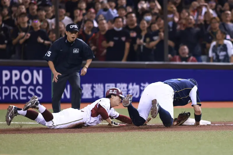 台灣大賽／中信兄弟關鍵雙殺守備！12強中華隊「經典畫面」神還原