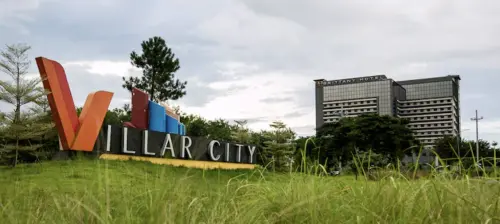 ▲2023年維拉爾(Manuel Villar)推出其最大規模的房地產項目Villar City。（圖／翻攝自臉書）