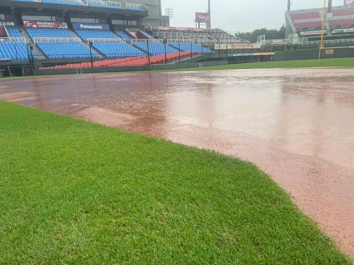 台灣大賽／G4確定延賽！連日大雨場地不佳 樂天、兄弟明日再戰