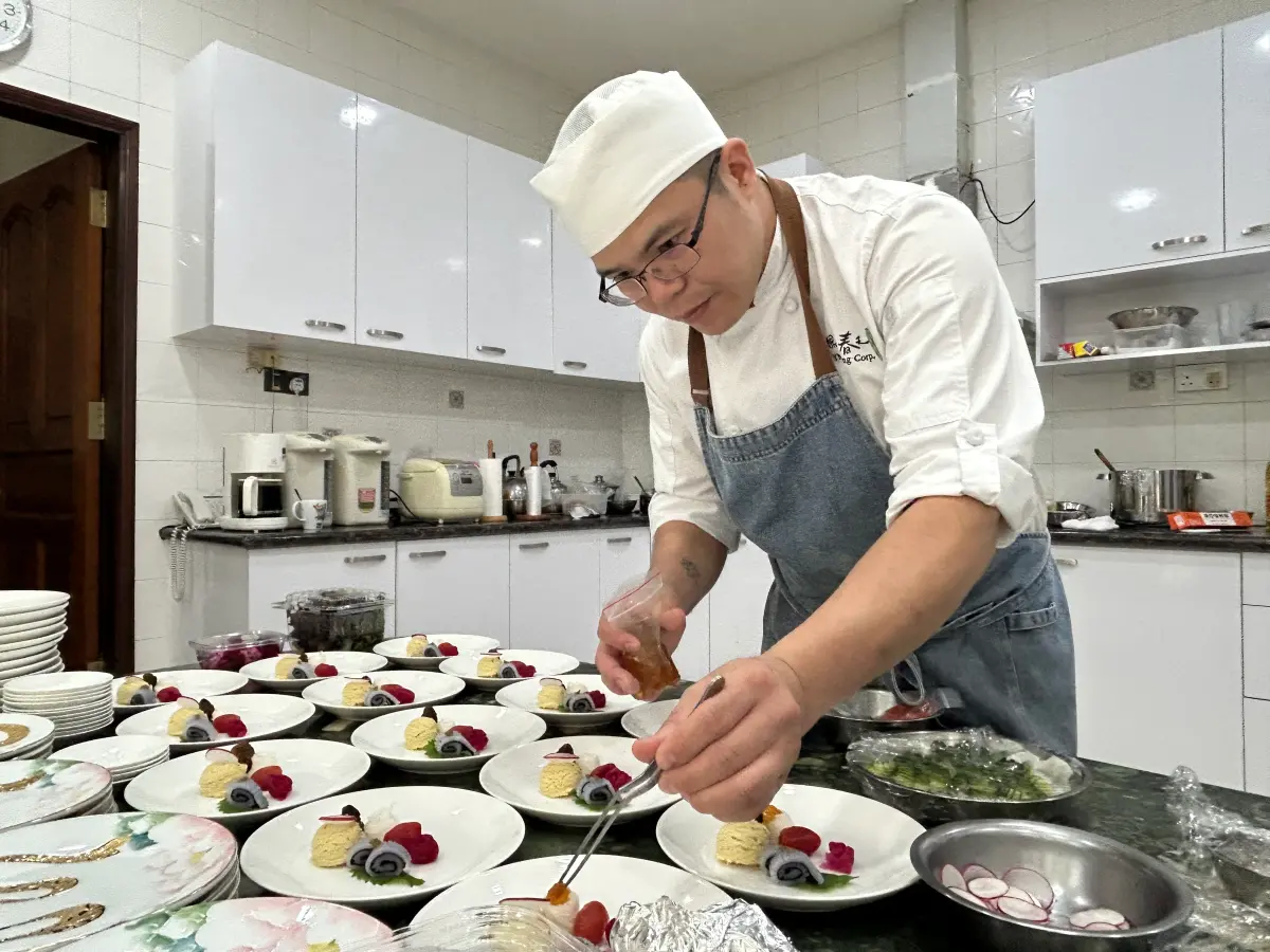 台灣蔬食名揚國際！台星交流晚宴曝 台籍大廚曾榮米其林綠星