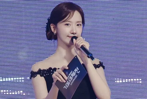 ▲Annie接潤娥（如圖）10年主持棒！新世界孫女身分爆特權爭議：果然要背景。（圖／潤娥IG@limyoona__official）