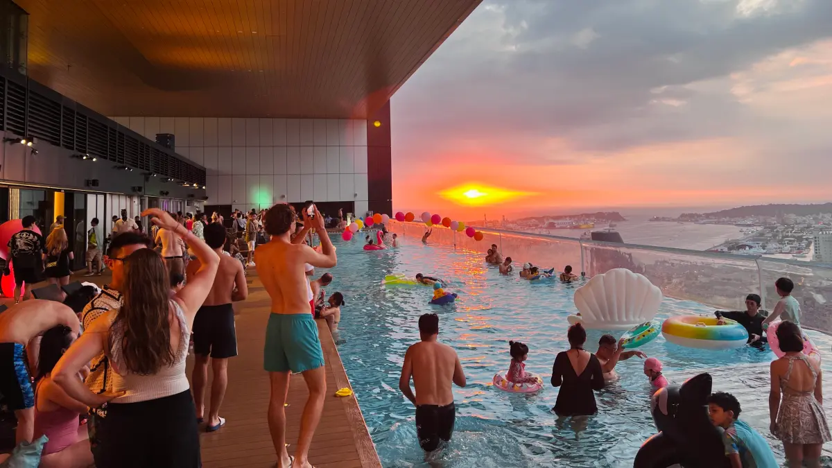 萬聖高空池畔派對！承億酒店啟動萬聖慶典