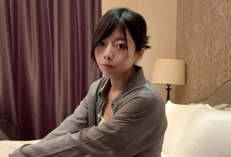 ▲網紅婉晴被質疑家暴父母、騙走媽媽醫藥費，對此，她今晚突然發布影片道歉，承認自己沒有善待媽媽，做了很多傷害媽媽的事情。（圖／范婉晴IG＠xiao_xiao_54）