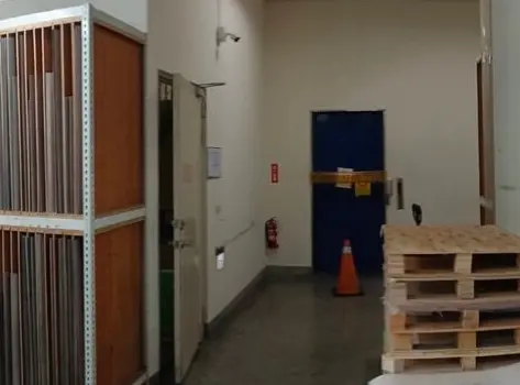 台中印刷廠電梯竟是違建！員工踩空墜13米身亡 負責人以30萬交保