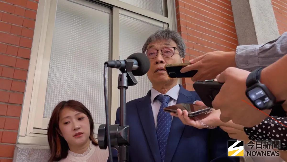 ▲農業部長陳駿季說明禁宰、禁運、禁止使用廚餘餵豬的最大管制時間為15天，會視情況調整。（圖／記者張乃文攝）