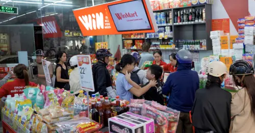 ▲多家超市回報部分食品有短缺現象。（圖／翻攝自越南快訊）