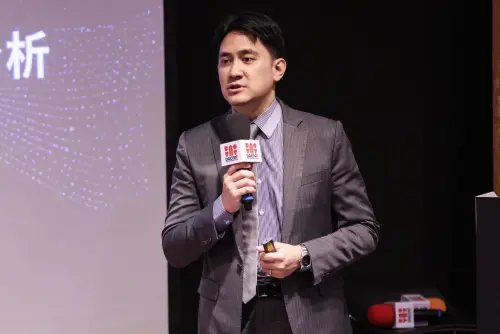 ▲台大法律系副教授楊岳平表示，穩定幣概念上和悠遊卡很像。（圖／記者朱永強攝）