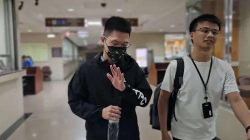 影／「創意私房」色警潛女警家偷拍 ！出庭聽這問題才有反應
