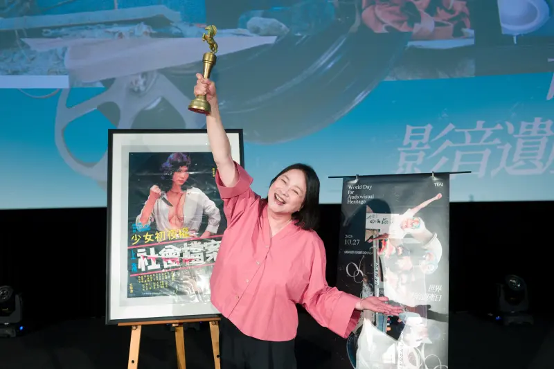 ▲金馬影后陸小芬（如圖）在1981年飾演《上海社會檔案》女主角，今年捐贈原版海報給國家影視聽中心，談到45年前處女作，她激動喊：「以為昨天殺青」。（圖／國家影視聽中心提供）