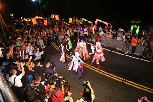 ▲不用跑離島就有藍眼淚！光復連假台南玩透透。（圖／台南市政府提供）