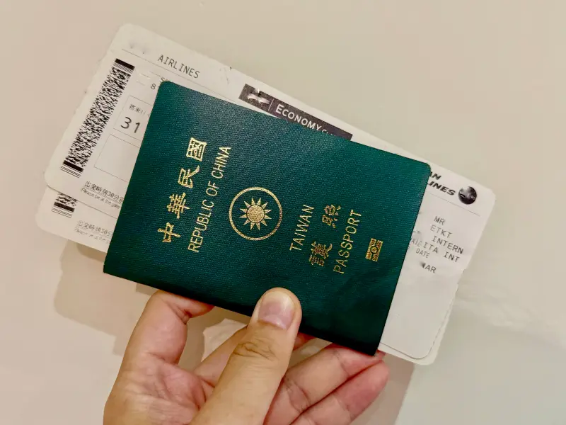 ▲台灣YouTuber「我是老爸，我不要當爸」自行上網買機票卻遇到詐騙網站，最後登機前一刻被阻檔而無法上飛機。達人叮嚀自行買機票4大注意要點。（示意圖／記者葉盛耀攝）