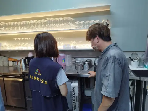 快訊／台中西區知名法式餐廳驚傳食物中毒　10人腹痛就醫
