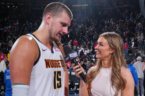 NBA又失去一位專業的聲音！金塊美女主播溫格遭調崗　球迷很抓狂
