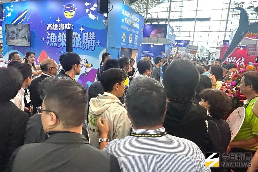 高雄海味吸睛創商機！高雄市海洋局在國際食品展設海味專區擠人潮