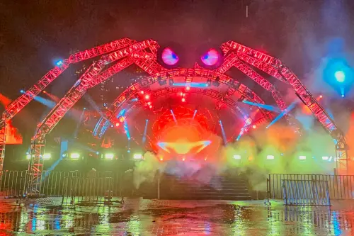 2025桃園萬聖城今登場！12大主題打卡地點、演唱會卡司、交通一覽
