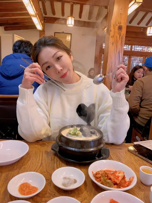 ▲憑什麼姐、陳昶霏（圖／翻攝自陳昶霏臉書）