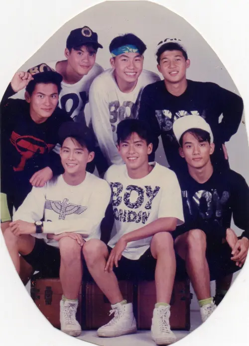 ▲紅孩兒7人全員當過兵。（圖／翻攝自臉書@紅孩兒懷舊區）