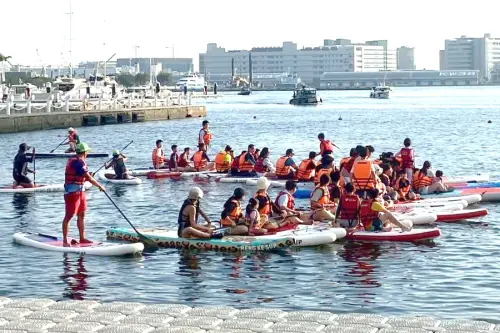 ▲高雄市政府海洋局舉辦高雄海洋派對活動，在愛河灣水域有遊憩體驗及趣味競賽。(圖／高雄市政府海洋局提供)