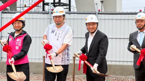 ▲新北市長侯友宜表示，永吉公園開發案是三鶯線第一個開工動土的捷開大樓