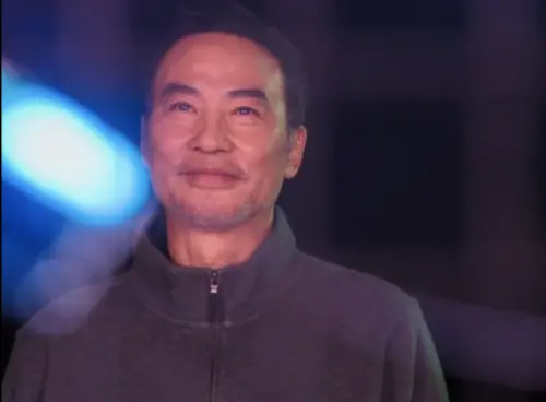 ▲任達華近年在香港電影裡成功轉型為「懷舊片好爸爸」的戲路，演了好幾回溫暖、善良、讓人感動的老先生。（圖／摘自IMDb）