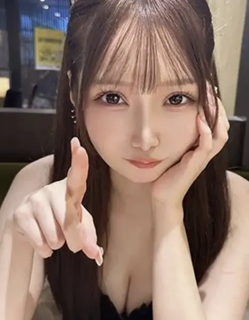 ▲綾瀨めい坦言自己會努力靠自己出名。（圖／綾瀨めい X）