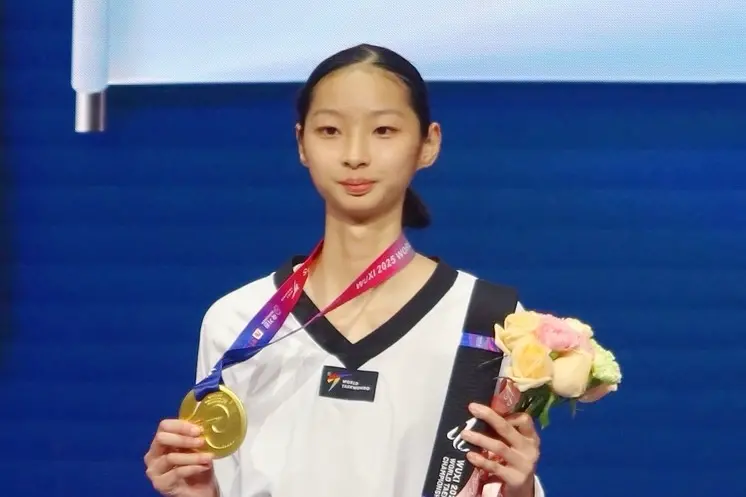 跆拳世錦賽／狂賀！18歲新星劉侑芸勇奪金牌 台灣睽違10年再登頂