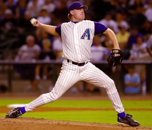 ▲亞歷桑納響尾蛇名人堂投手席林，在2001年10月9日至19日之間，季後賽3度完投全場奪勝，率領響尾蛇闖進世界大賽。（圖／美聯社／達志影像）