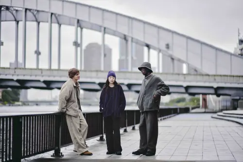 ▲UNIQLO and NEEDLES 2025秋冬系列，台灣10月31日開賣。（圖／UNIQLO提供）