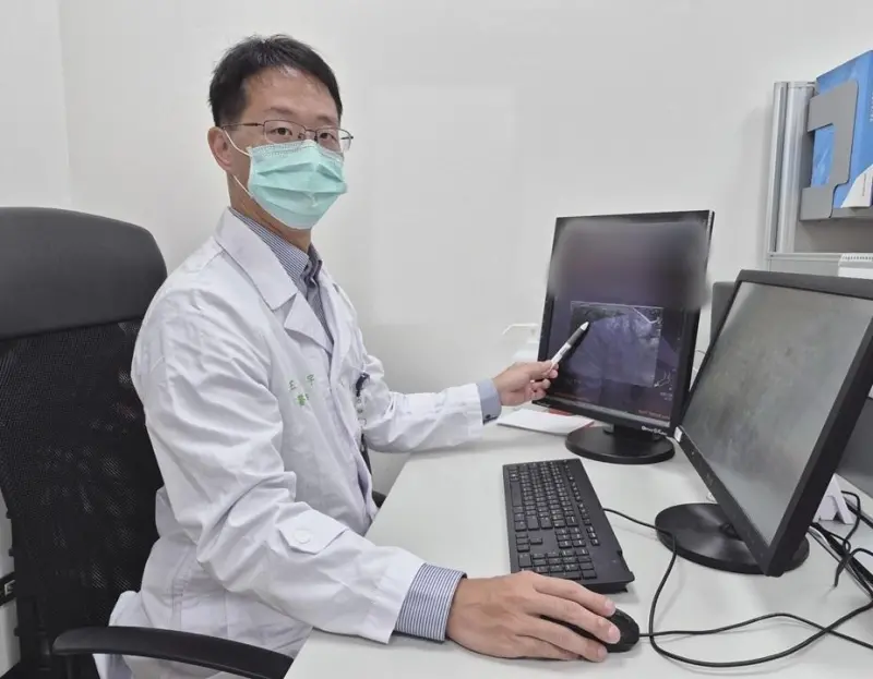 ▲王恭宇醫師提醒痛風治療須透過基因檢測確認用藥風險，才能有效提升安全。（圖／新竹台大分院提供）