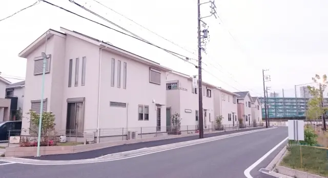 房貸借越久越好？上班族繳到70歲：忽略這點崩潰　房價還慘遭砍半