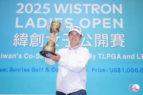 高球／等了11年！曾雅妮奪緯創女子公開賽冠軍　淚崩：終於迎陽光
