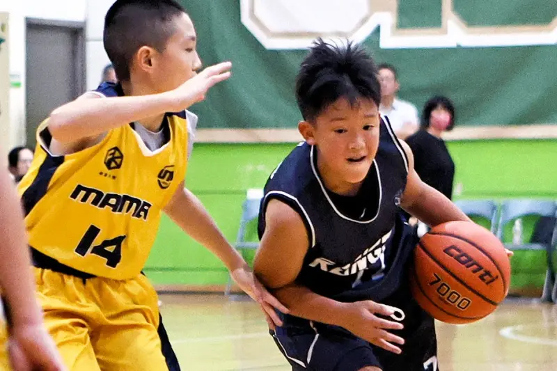 ▲U12組Rangers何彥錡切入突破，此役他攻下全場最高19分。(圖/U19籃球聯盟提供)