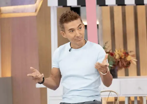 ▲潘若迪（如圖）驚曝被戴綠帽，一位好兄弟趁他忙工作，幫著接送他女友上下班，結果竟然和他女友在一起，兩人結婚時還請他去坐主桌。（圖／東森綜合台提供）