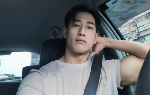 ▲藝人周孝安因酒後移車，涉嫌公共危險罪遭員警逮捕。（圖／翻攝臉書）