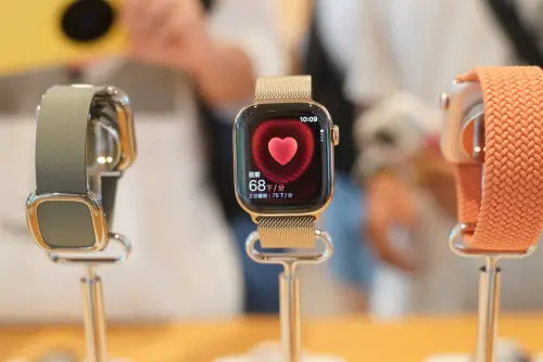▲Apple Watch Series 12與Apple Watch Ultra 4也被點名可能在9月登場，新品升級重點預料將集中在處理器、健康與健身功能。（圖／NOWNEWS攝影中心）