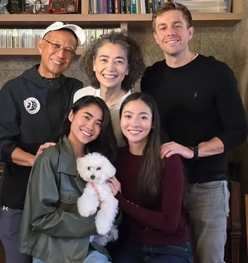 ▲謝沛恩被男友求婚　高興到一半得知愛犬病危（圖／謝沛恩IG@aggiemlove）