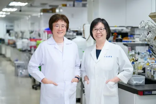 小紅莓治癌卻「傷心」　陽交大、國衛院、長庚合作找出關鍵柑橘裡
