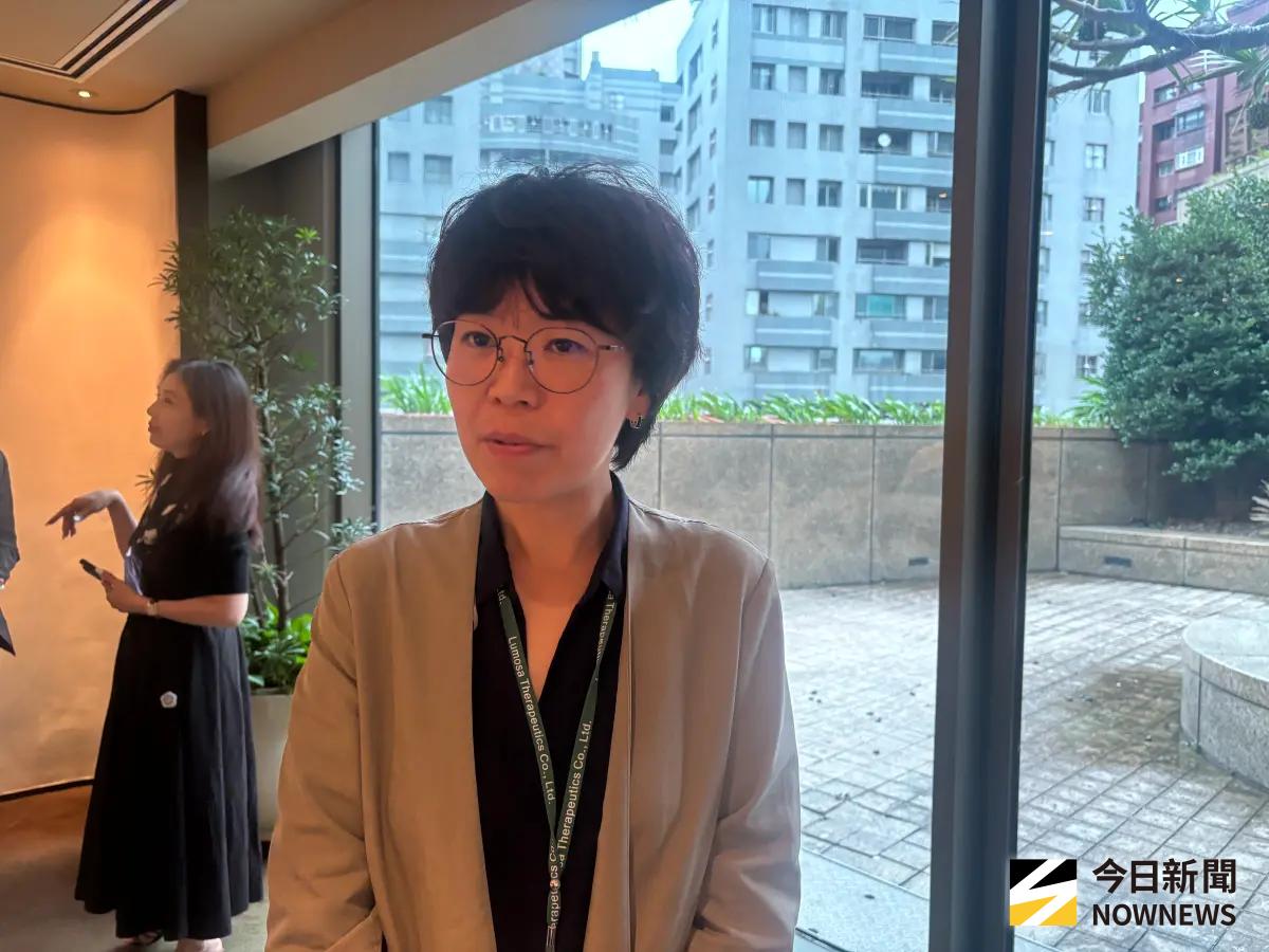 ▲順藥總經理葉聖文表示，現在從事新藥開發非常少，多數著重在「老藥新用」，在中風新藥開發上我們進度最快，預期明年開始三期試驗、最快2030年實現上市。（圖／記者李青縈攝）