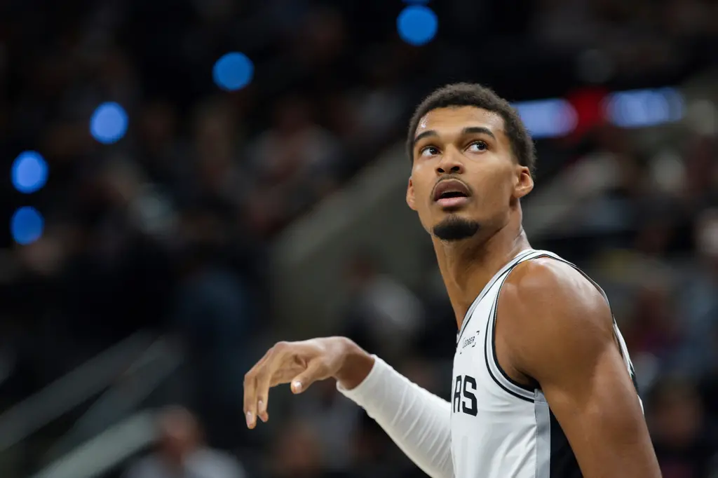 文班亞馬創NBA79年紀錄！3戰轟破「100分15鍋」 馬刺登頂西區第1