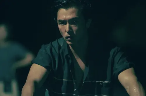 ▲邱澤在《女孩》扮演酗酒、會對家人動粗的爸爸。（圖／甲上娛樂提供）