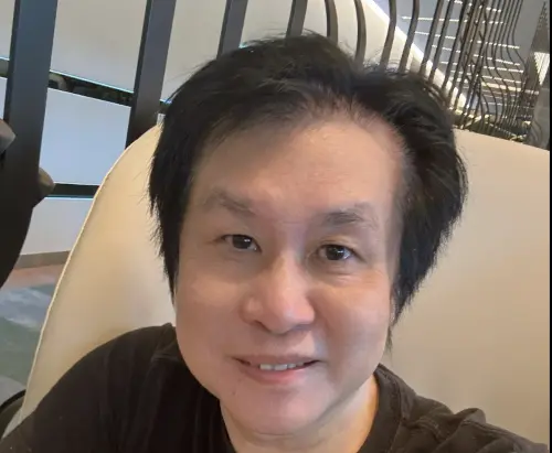 鄭智化為一時氣憤發言道歉！沒有連滾帶爬登機　感謝幫推輪椅小哥
