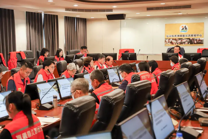 ▲嘉義縣政府今27日召開「第2次非洲豬瘟災害應變中心工作會議」，會中決議全面禁用廚餘養豬。（圖／嘉義縣政府）