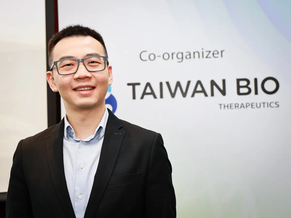 ▲台寶生醫執行長楊鈞堯表示，「我們的技術能大幅縮短製程時間、降低生產成本」。（圖／劉祐龍攝影）