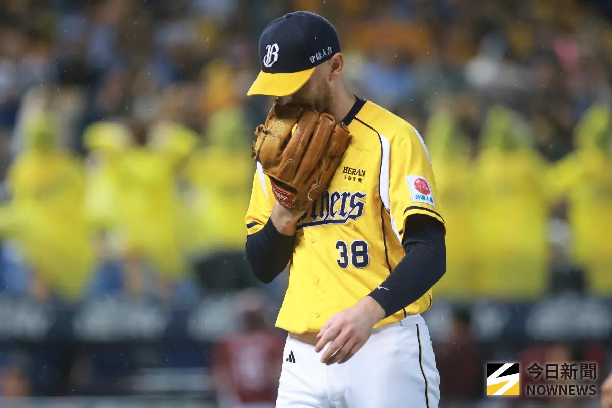 台灣大賽G5／李博登狀態不理想！僅投3局就退場 兄弟啟用韋禮加