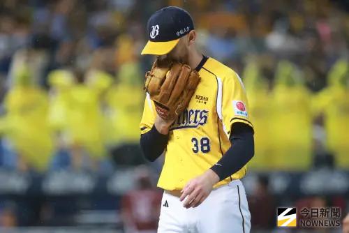 台灣大賽G5／李博登狀態不理想！僅投3局就退場　兄弟啟用韋禮加
