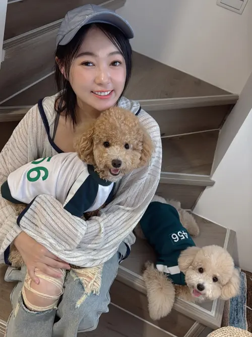 ▲丫頭轉戰電商平台，成功實現年收破億。（圖／翻攝自臉書@詹子晴丫頭小闆娘）