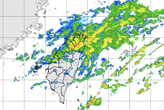 ▲東北季風影響，宜蘭、基隆北海岸、大台北山區有局部大雨發生的機率。（圖／中央氣象署cwa.gov.tw）