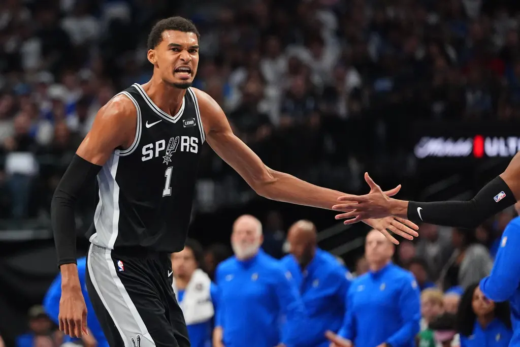 NBA／文班亞馬毀天滅地！馬刺121:103勝暴龍 8年來首次開季4連勝